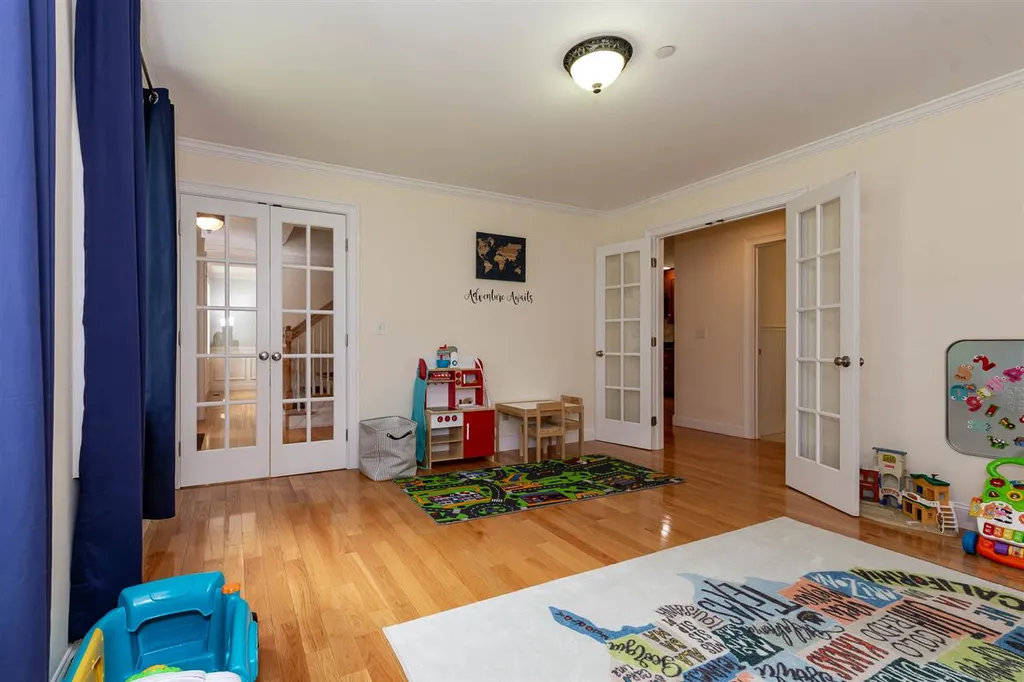 276 Littleworth Road Madbury NH 03823