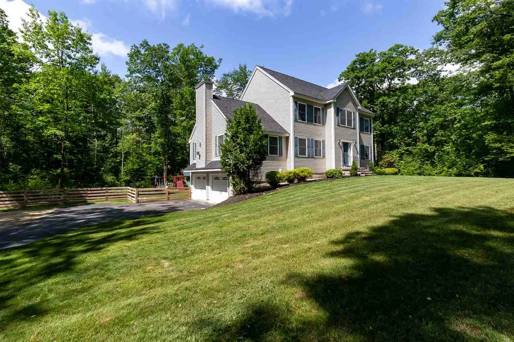 276 Littleworth Road Madbury NH 03823