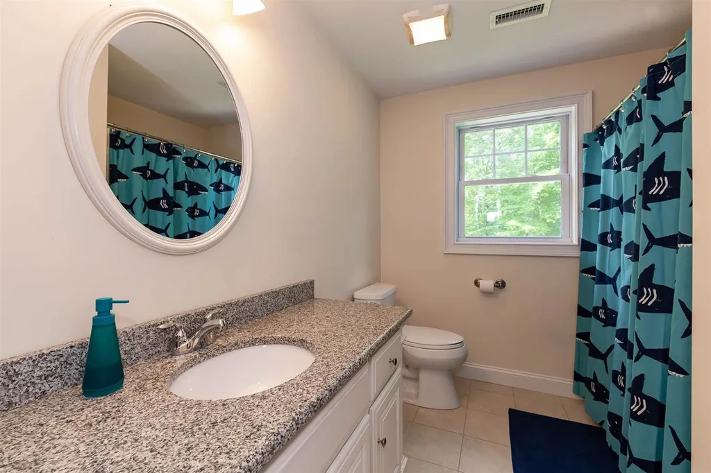 276 Littleworth Road Madbury NH 03823