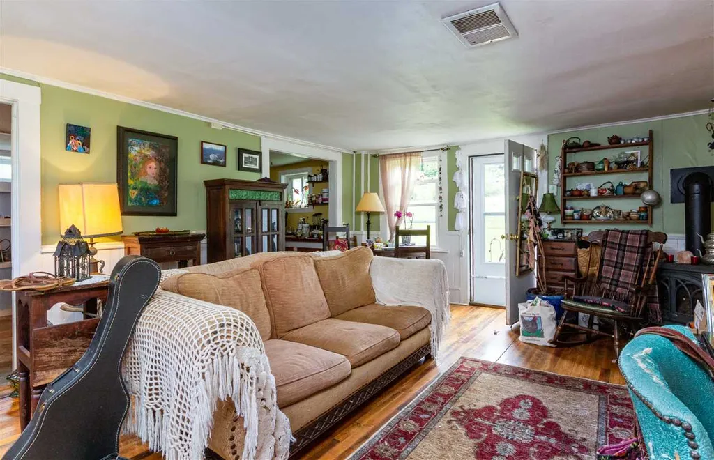 1971 Hillview Road Richmond VT 05477