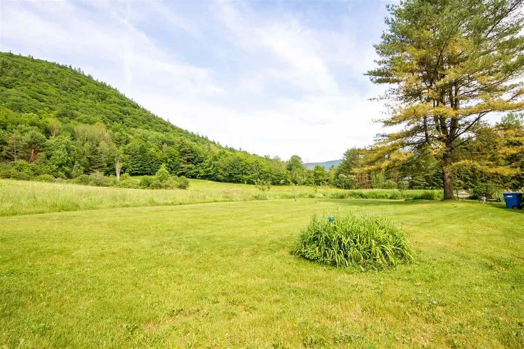 1971 Hillview Road Richmond VT 05477