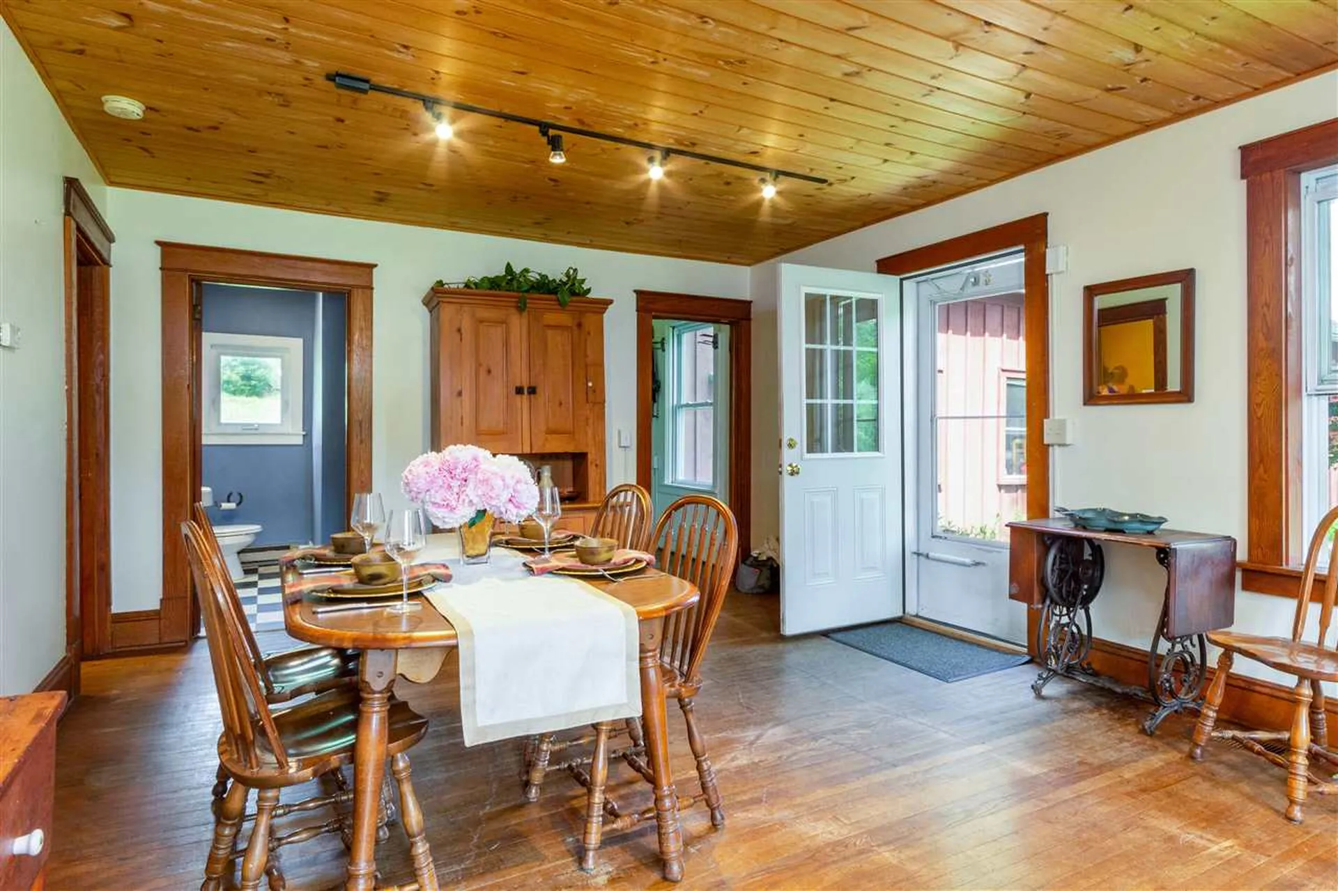 1971 Hillview Road Richmond VT 05477