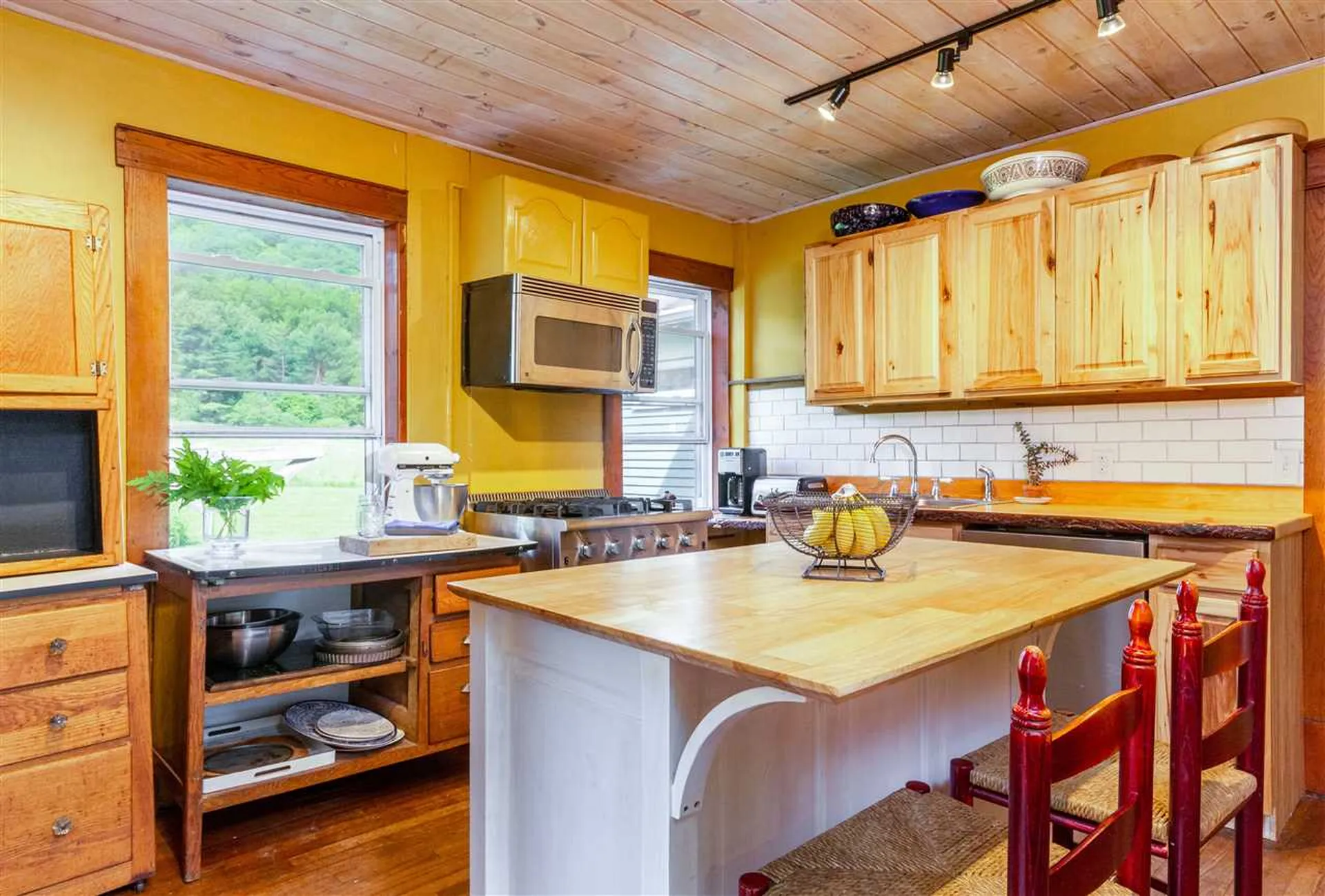 1971 Hillview Road Richmond VT 05477