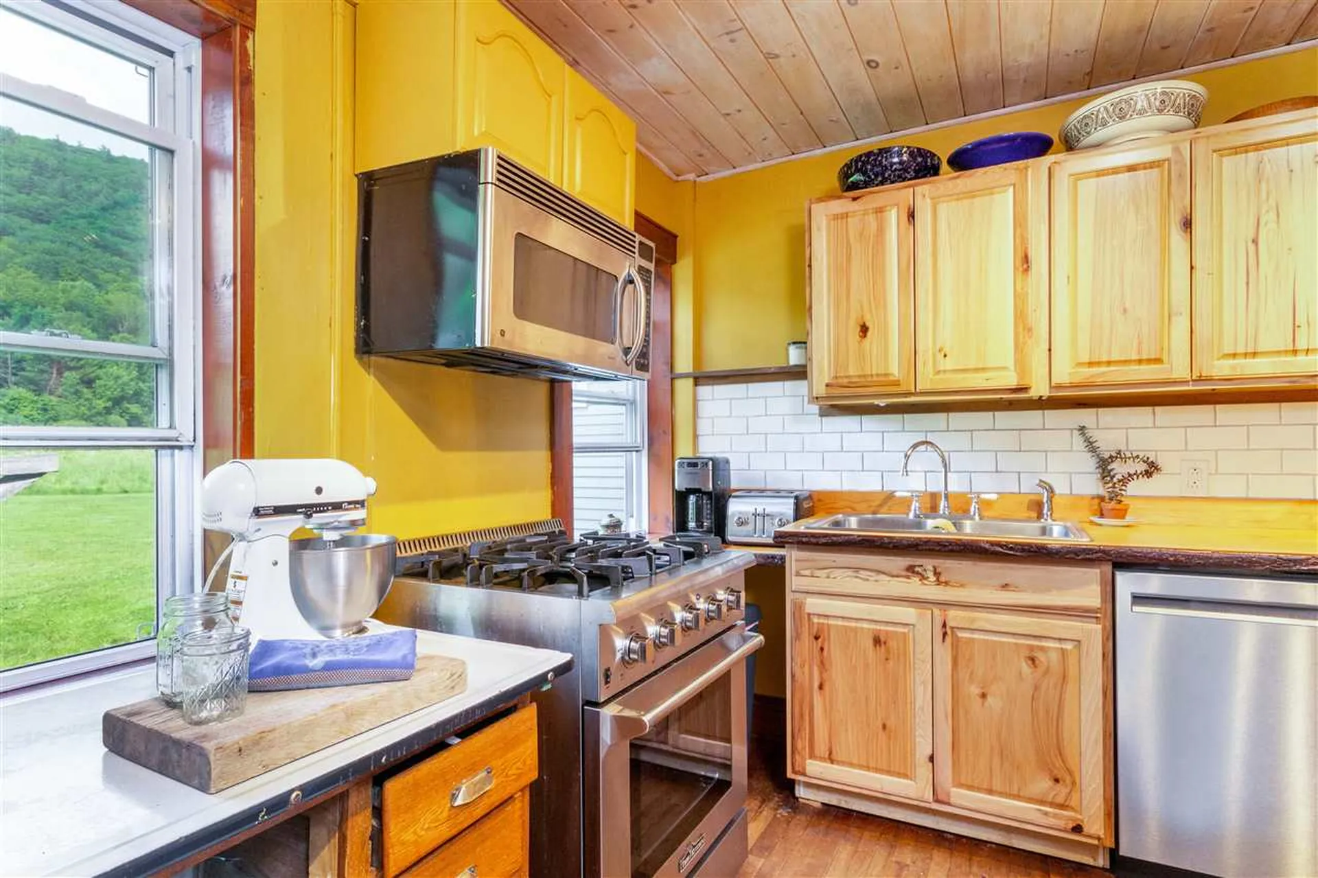1971 Hillview Road Richmond VT 05477