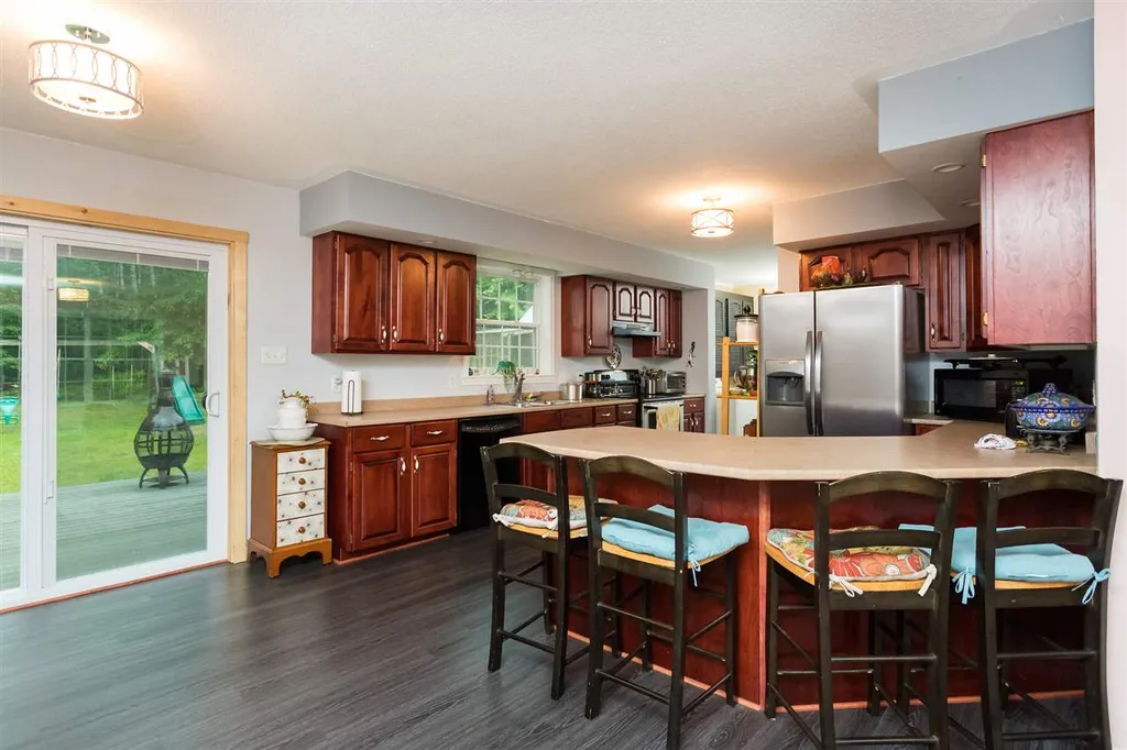 41 Gile Way Lebanon ME 04027