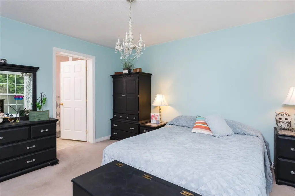 41 Gile Way Lebanon ME 04027