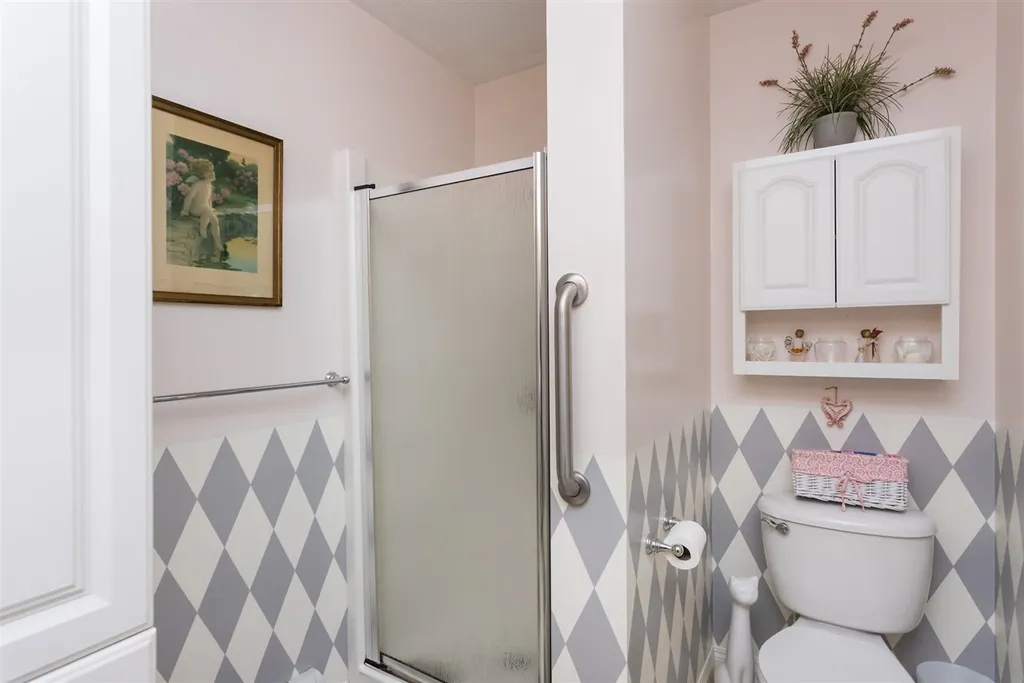 41 Gile Way Lebanon ME 04027