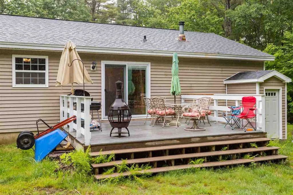 41 Gile Way Lebanon ME 04027