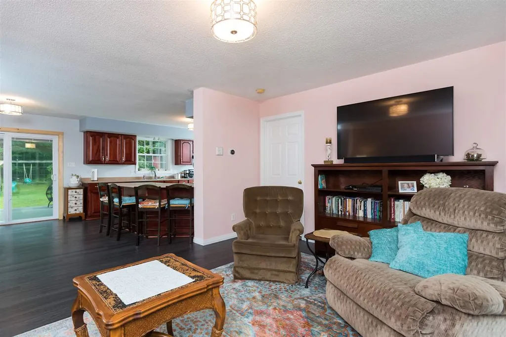 41 Gile Way Lebanon ME 04027