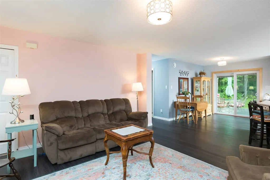 41 Gile Way Lebanon ME 04027