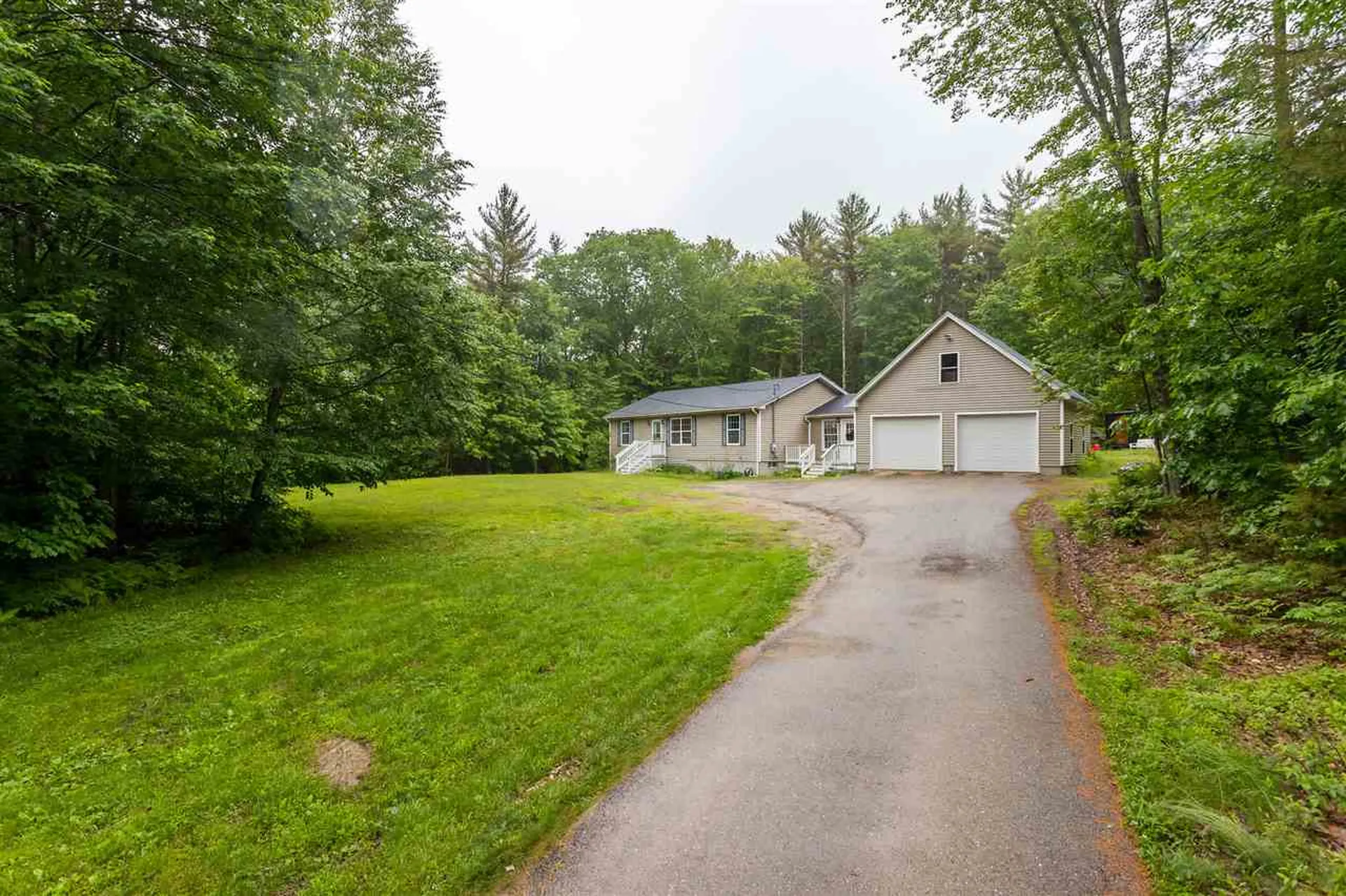 41 Gile Way Lebanon ME 04027