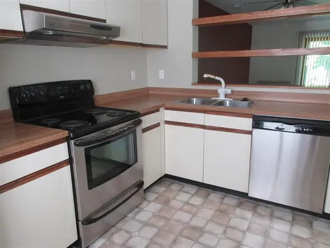 307 Sugartree Lane South Burlington VT 05403