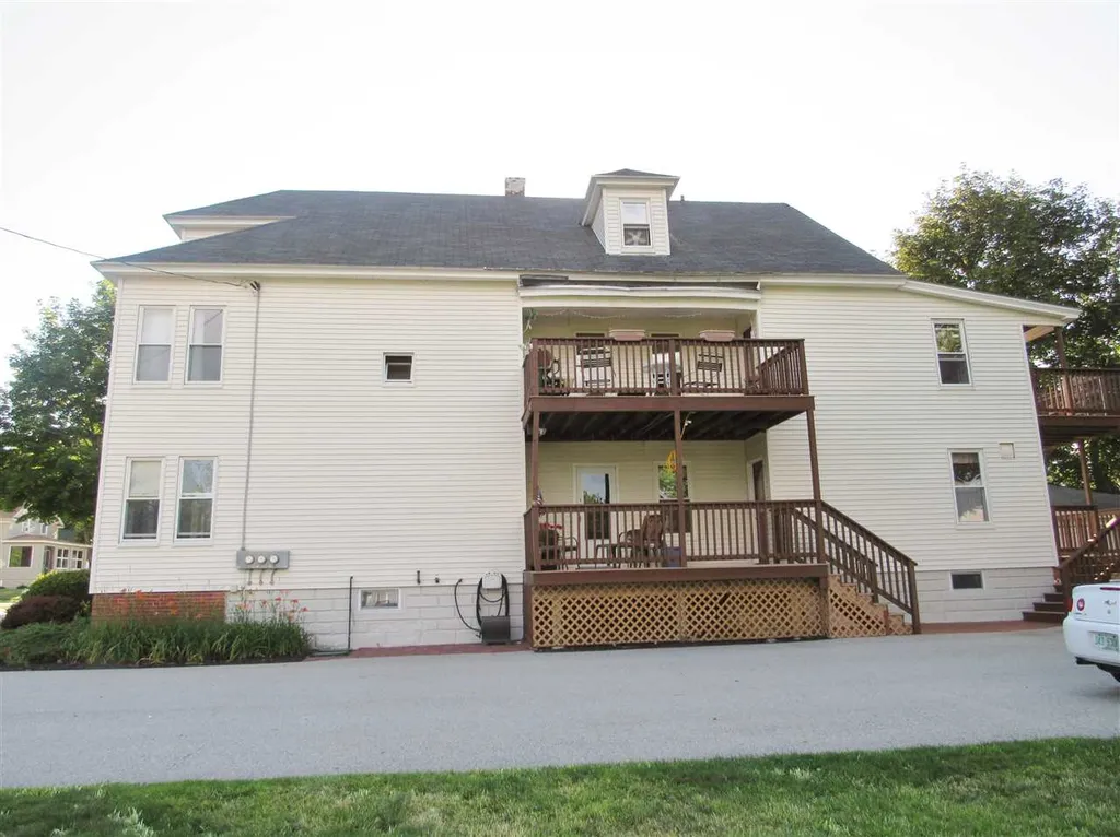 1102 Merrill Street Manchester NH 03103