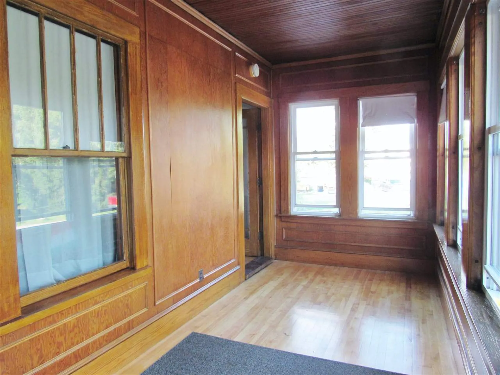 1102 Merrill Street Manchester NH 03103