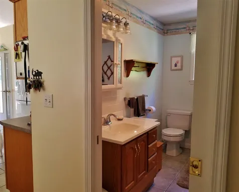 13 Bishops Gate Road Wolfeboro NH 03894