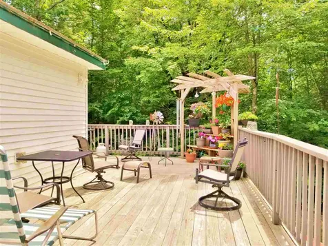 13 Bishops Gate Road Wolfeboro NH 03894