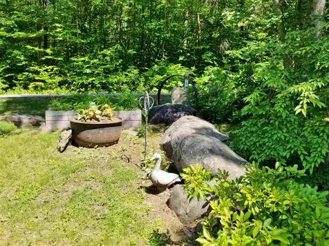 13 Bishops Gate Road Wolfeboro NH 03894