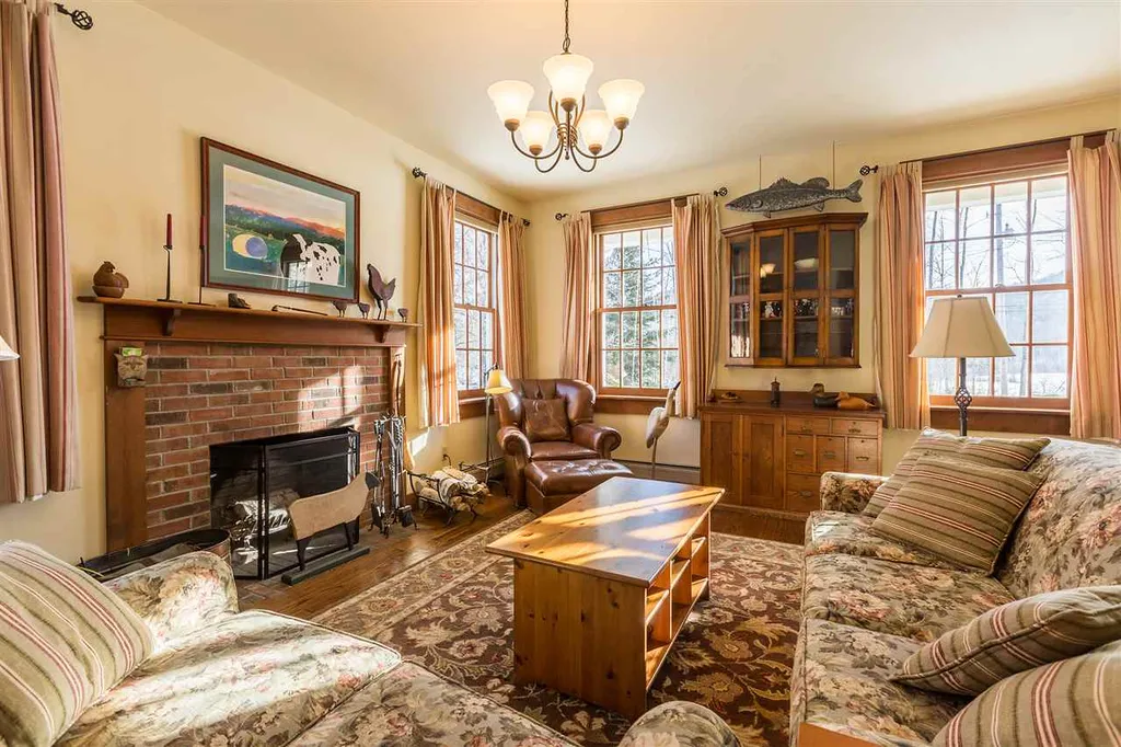 1502 Popple Dungeon Road Chester VT 05143