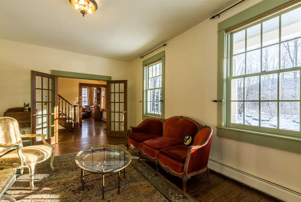 1502 Popple Dungeon Road Chester VT 05143