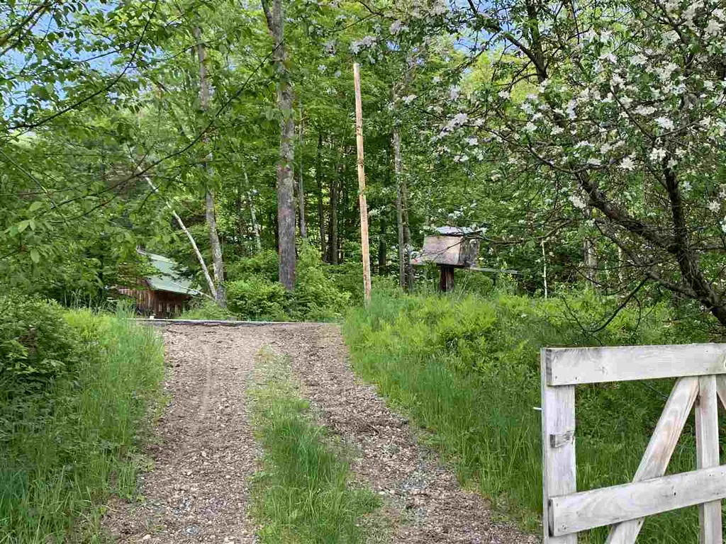 1502 Popple Dungeon Road Chester VT 05143