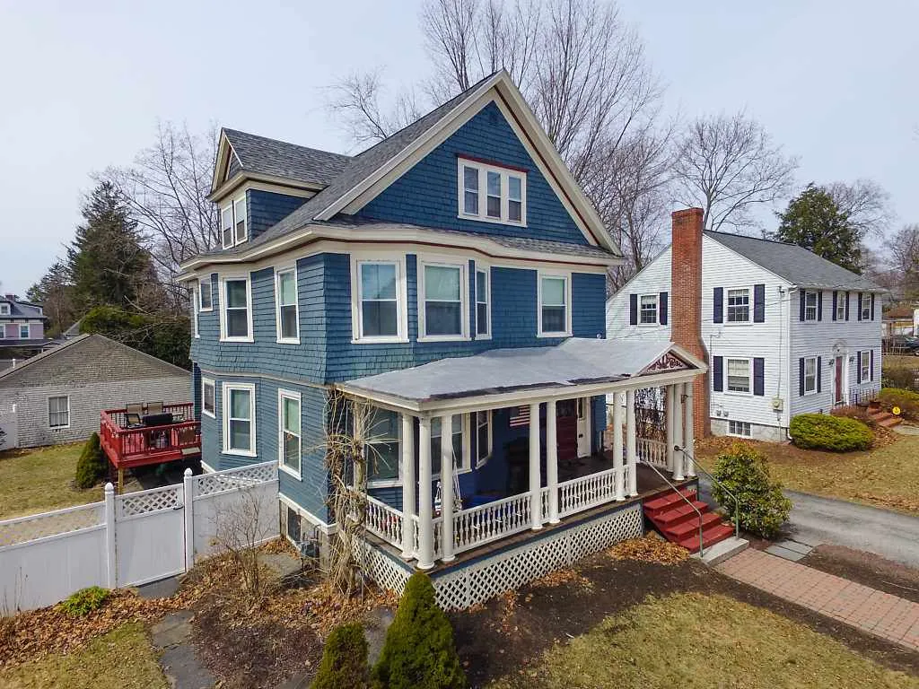 102 N Adams Street Manchester NH 03104