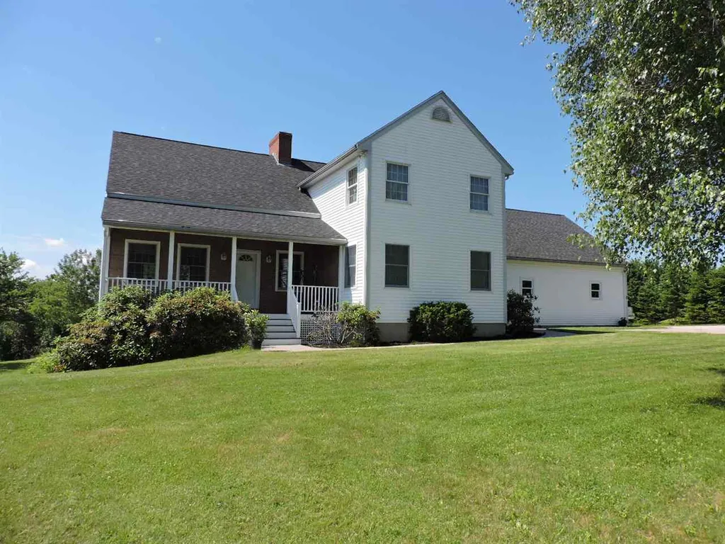 17 Highcrest Drive Belmont NH 03220