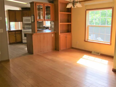 3 Rock River Terrace Newfane VT 05345