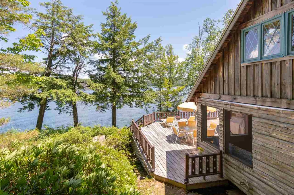 216 Big Barndoor Island Alton NH 03810