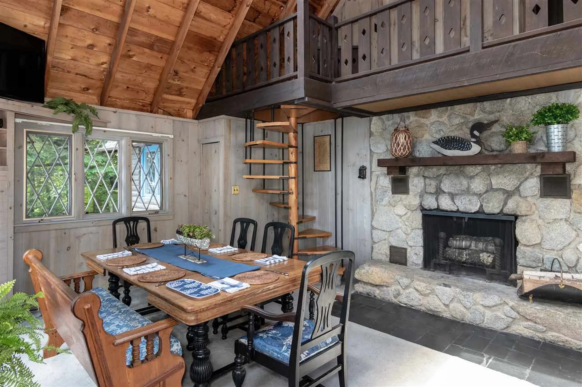 216 Big Barndoor Island Alton NH 03810