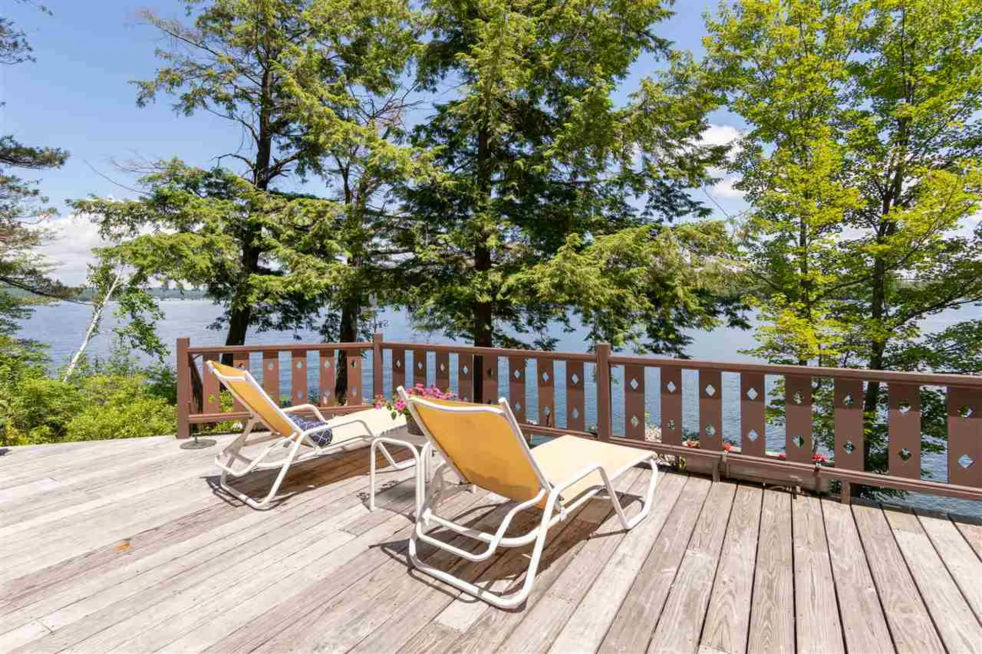 216 Big Barndoor Island Alton NH 03810