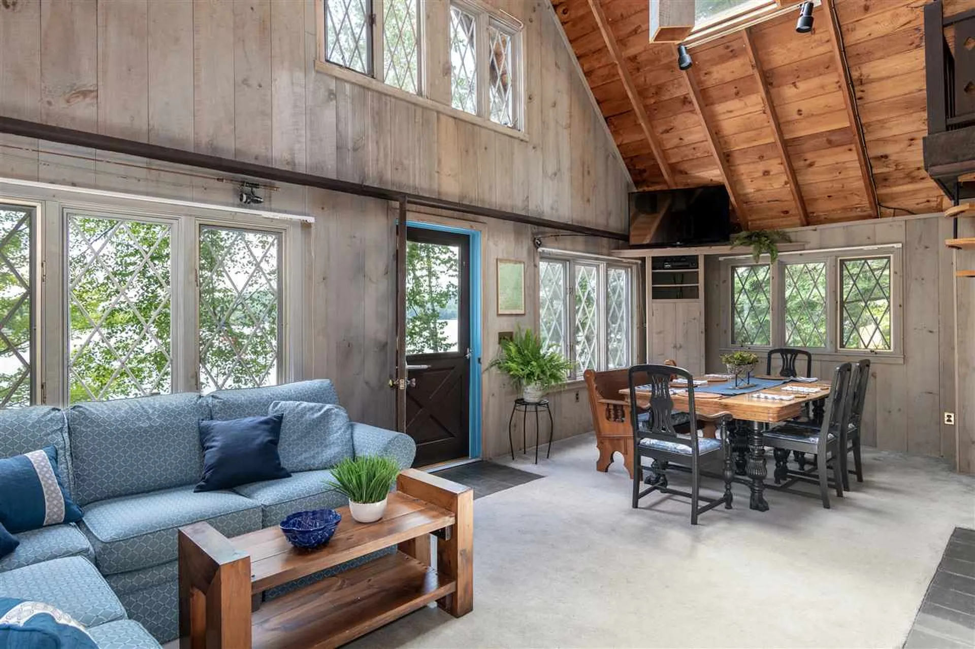 216 Big Barndoor Island Alton NH 03810