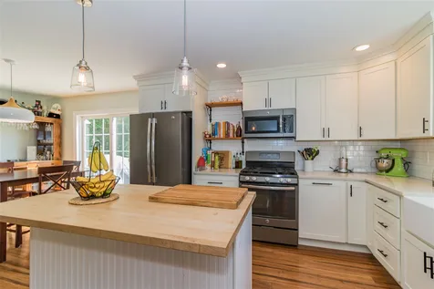 1 Clayton Lane Kittery ME 03904