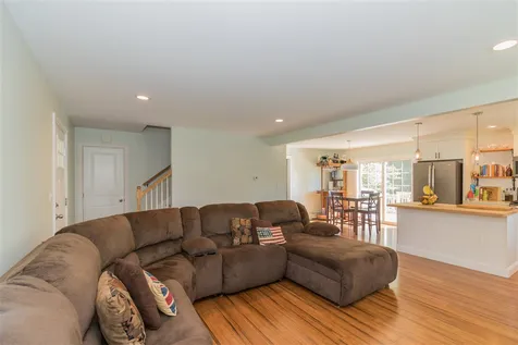1 Clayton Lane Kittery ME 03904