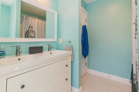 1 Clayton Lane Kittery ME 03904
