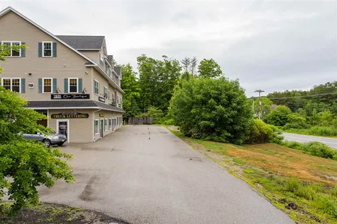 764 Us Route 1 Highway York ME 03909