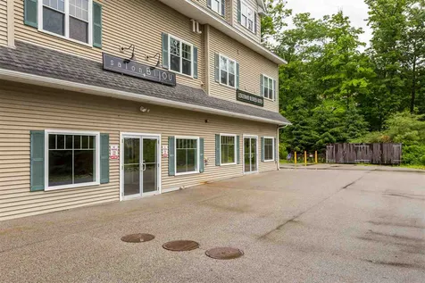 764 Us Route 1 Highway York ME 03909
