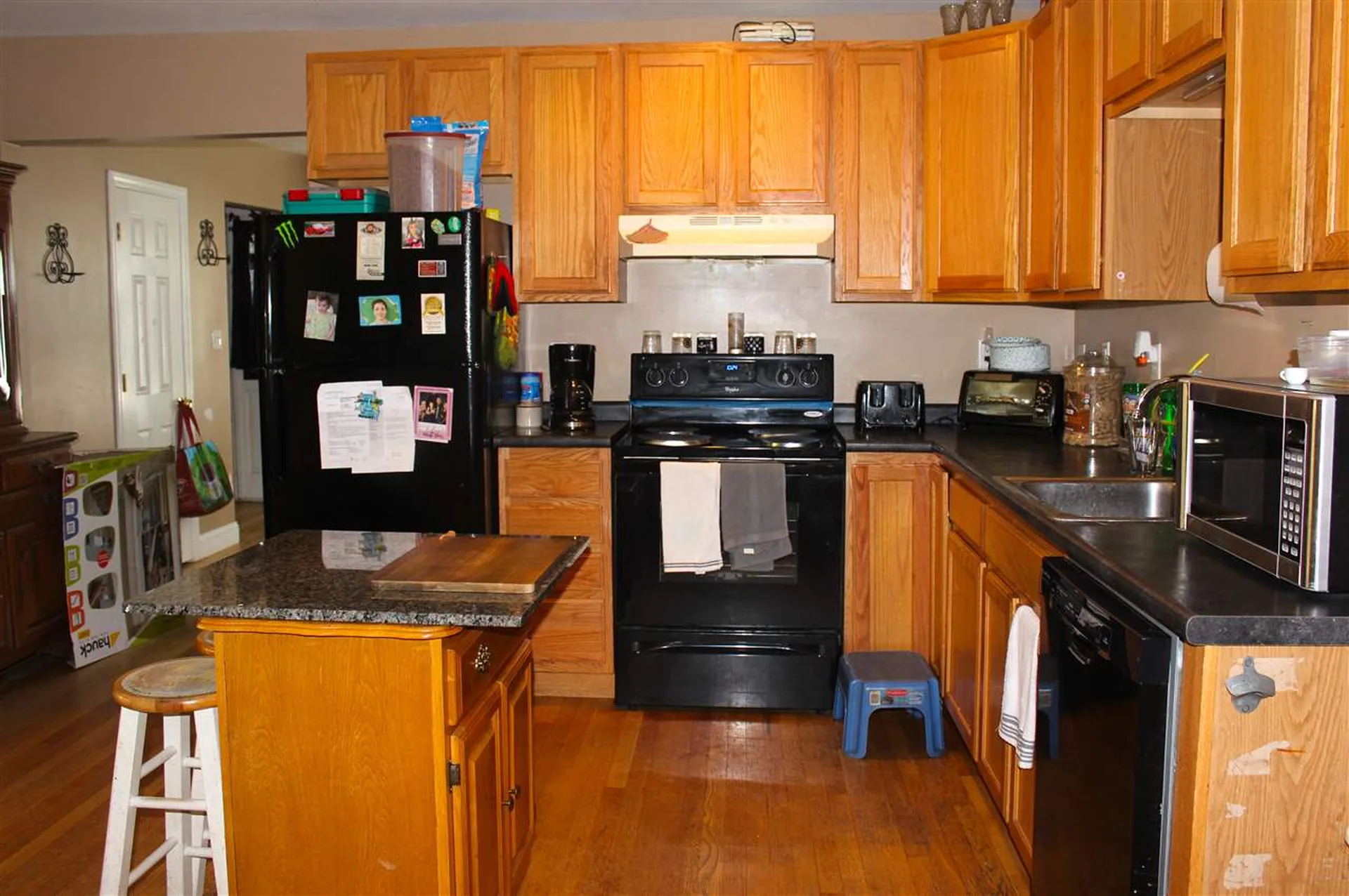 881/2 Bowers Street Nashua NH 03060