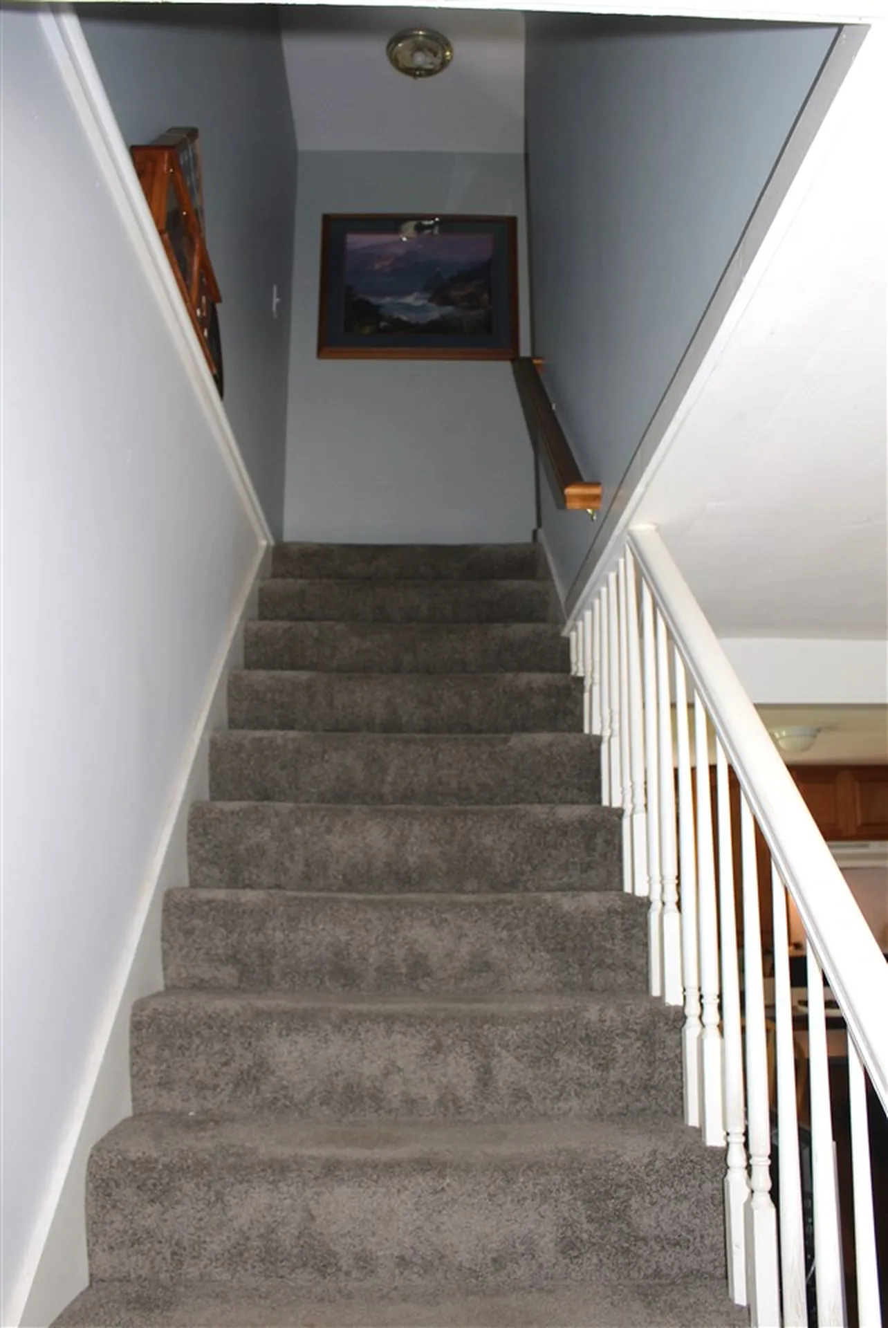 881/2 Bowers Street Nashua NH 03060
