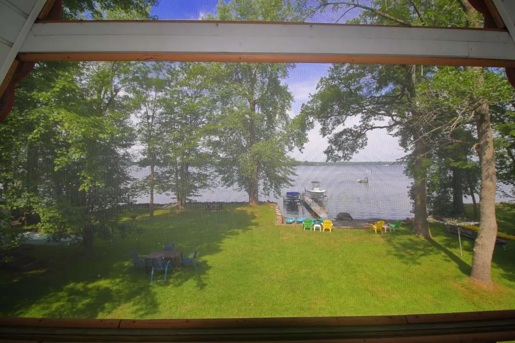 435 Oakridge Lane North Hero VT 05474