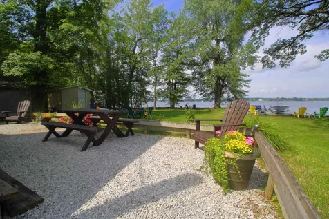 435 Oakridge Lane North Hero VT 05474