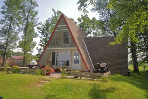 435 Oakridge Lane North Hero VT 05474