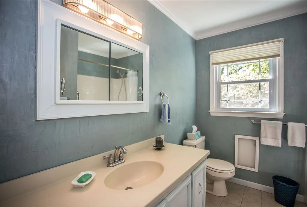 2 Highland Drive Peterborough NH 03458