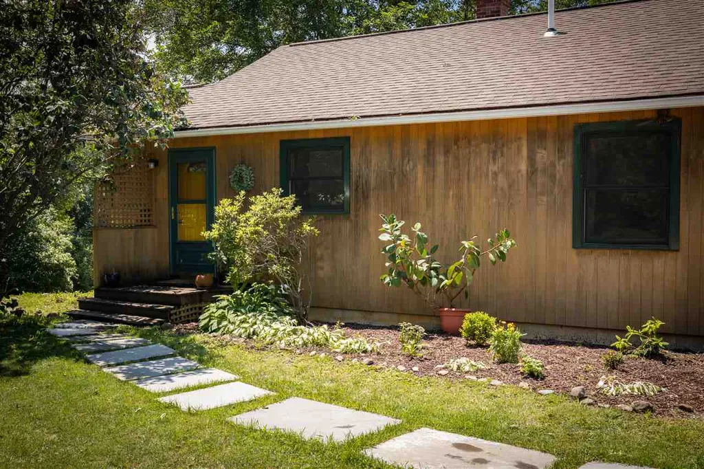 273 Lynrick Acres Road Charlotte VT 05445