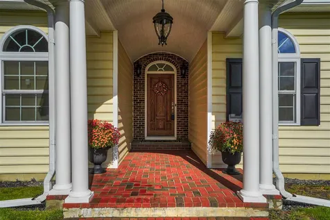 45 Buckingham Way Bedford NH 03110