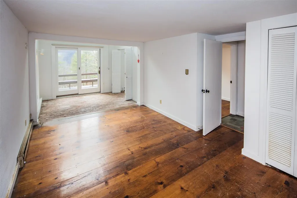 100 Great Hawk Road Rochester VT 05767
