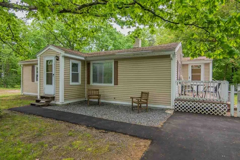 15 Drew Road Derry NH 03038