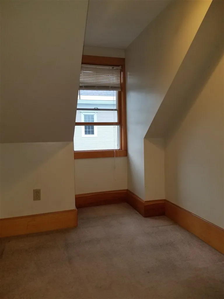 78 Elm Street Keene NH 03431