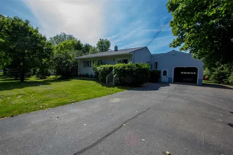 43 Moccasin Avenue Grand Isle VT 05458