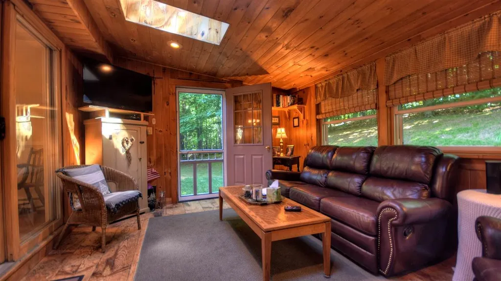 15 Ridgewood Drive Gilmanton NH 03237