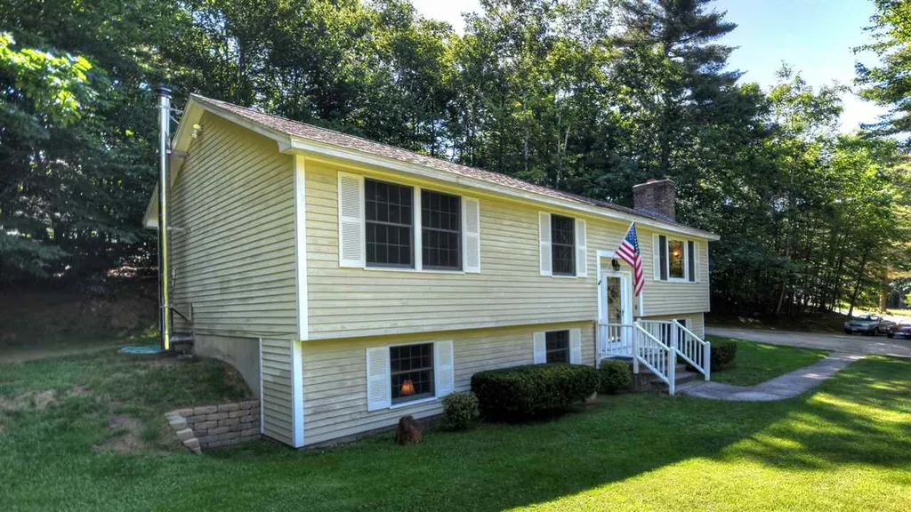 15 Ridgewood Drive Gilmanton NH 03237